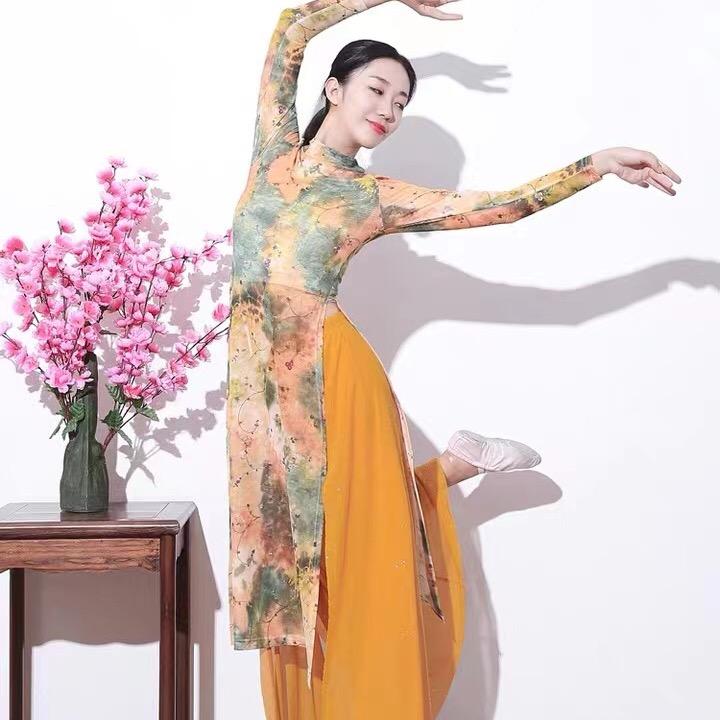 华轩艺服装厂