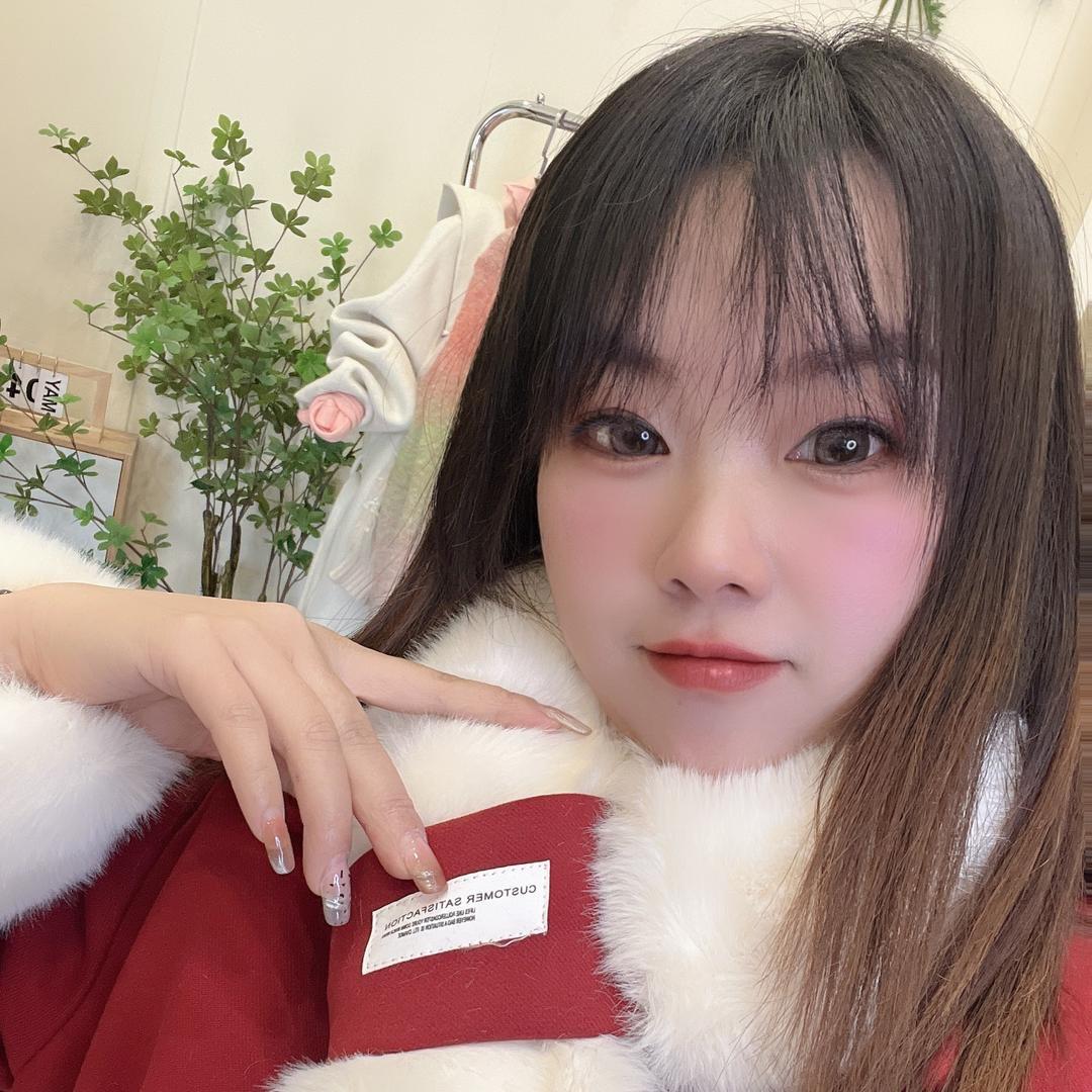 @露露要努力