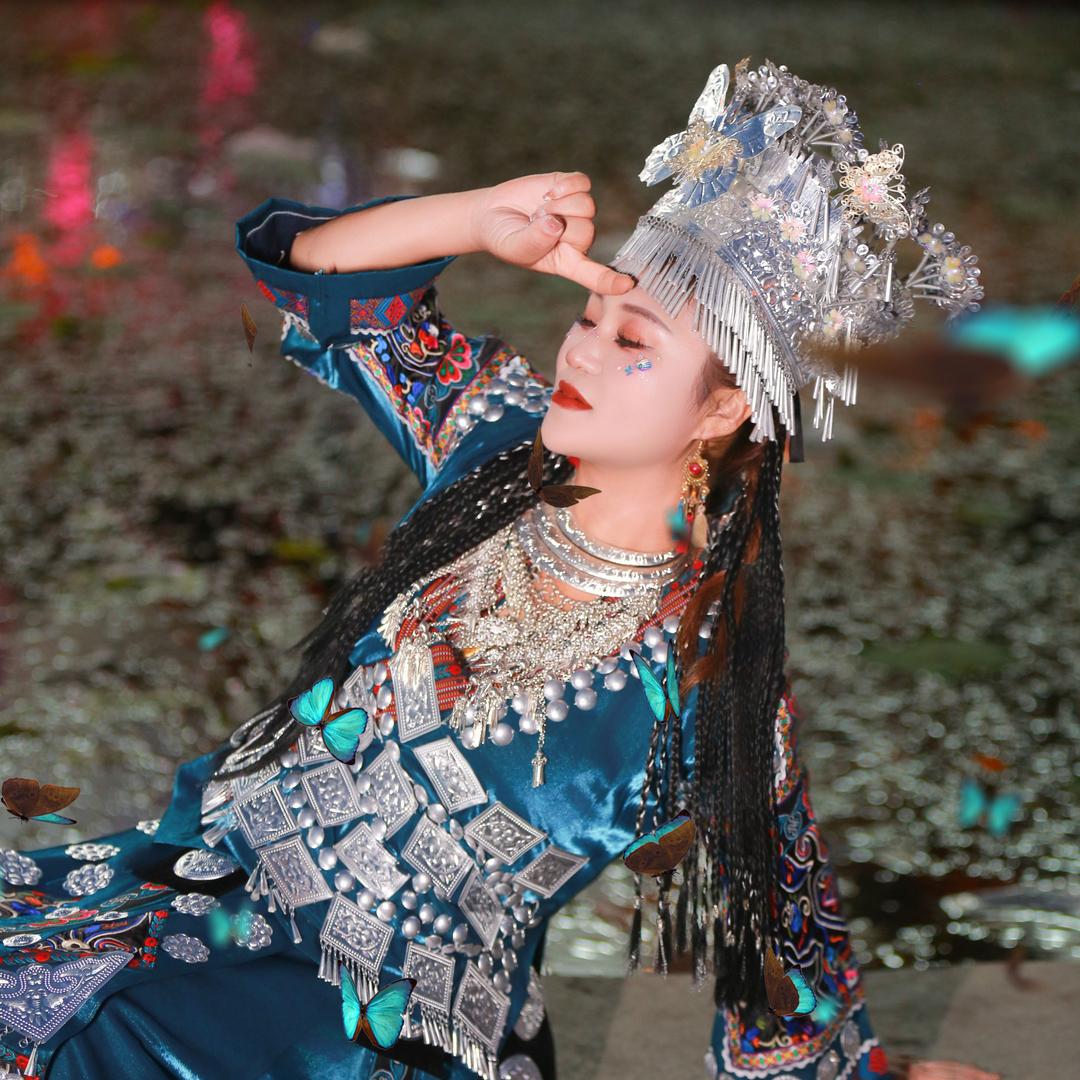 🦊李儿～