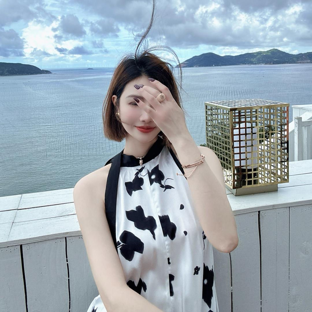 小艾 Elaine