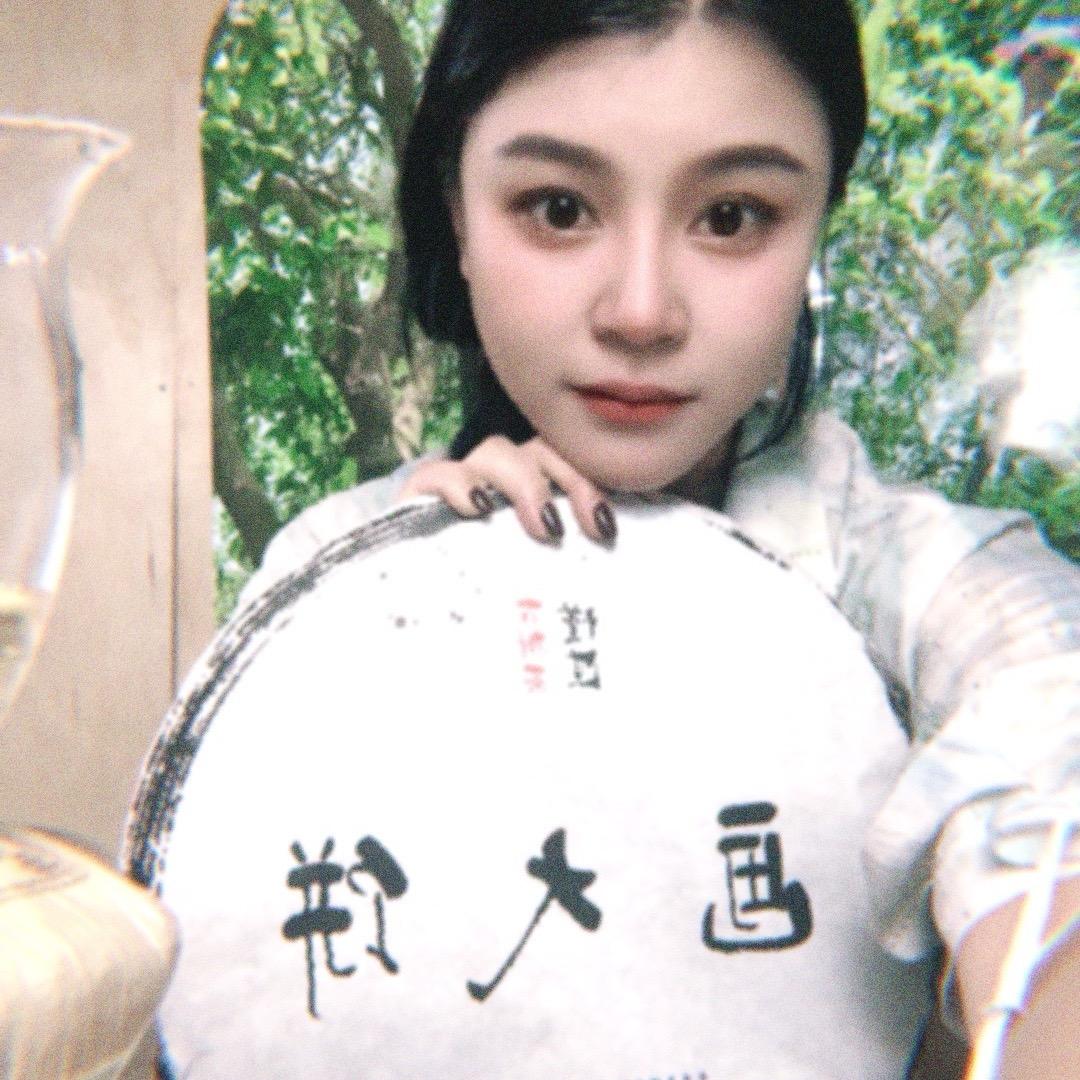 冰岛茶区懂过磨烈14号茶农