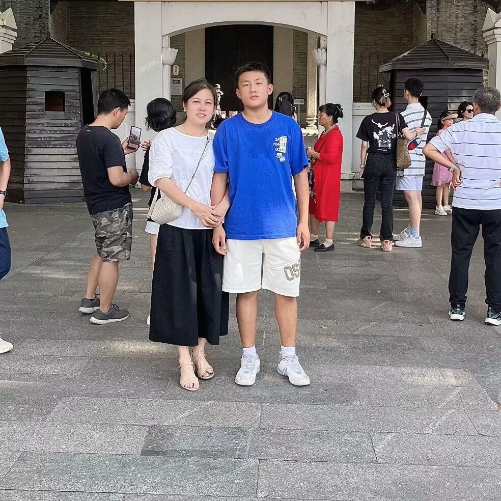 子杰一家