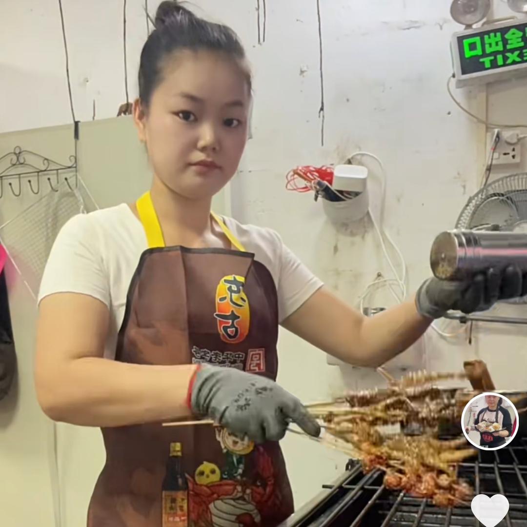 坪地朱朱  兄弟烧烤