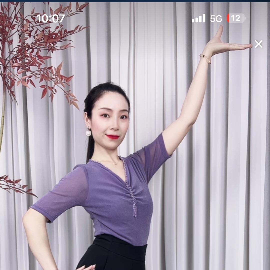 新欢禧舞服