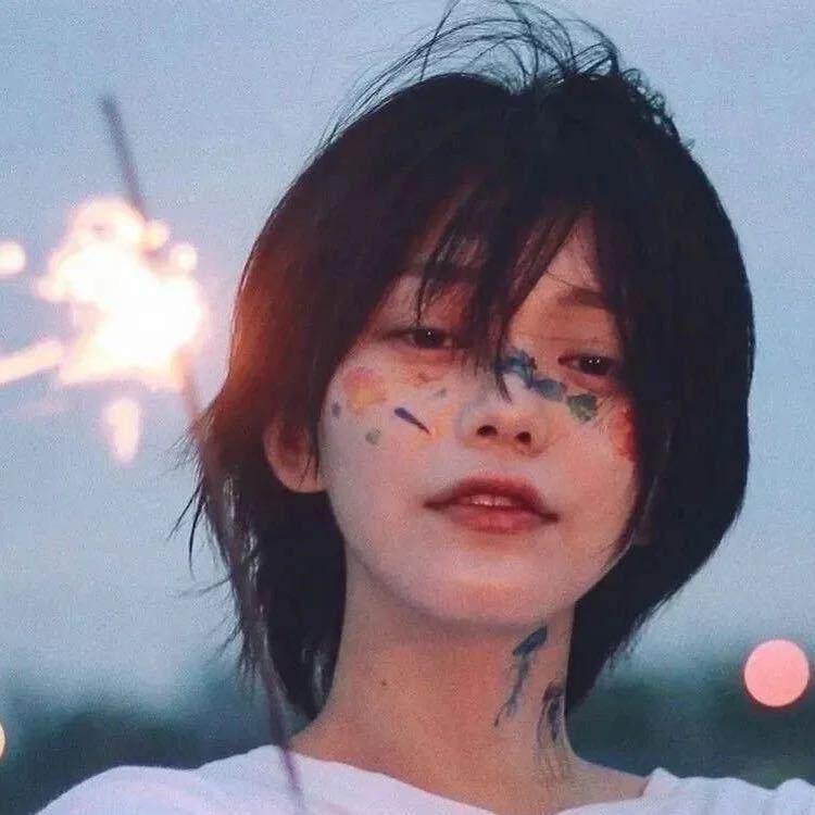 神州的齐显头像