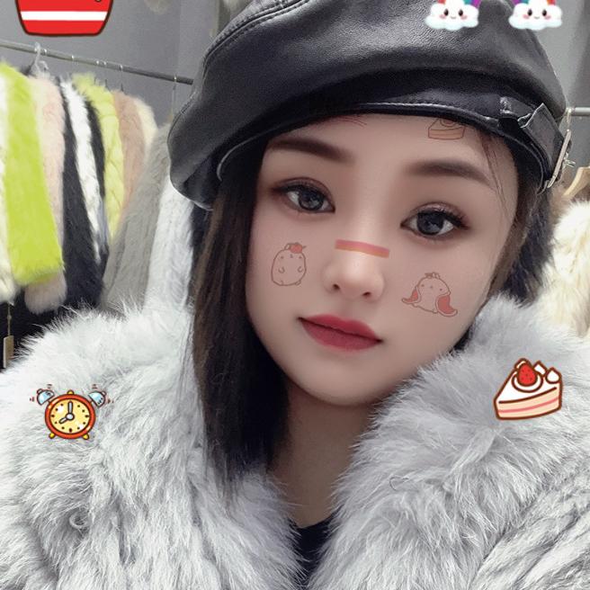 33……阿静时尚编织草草。