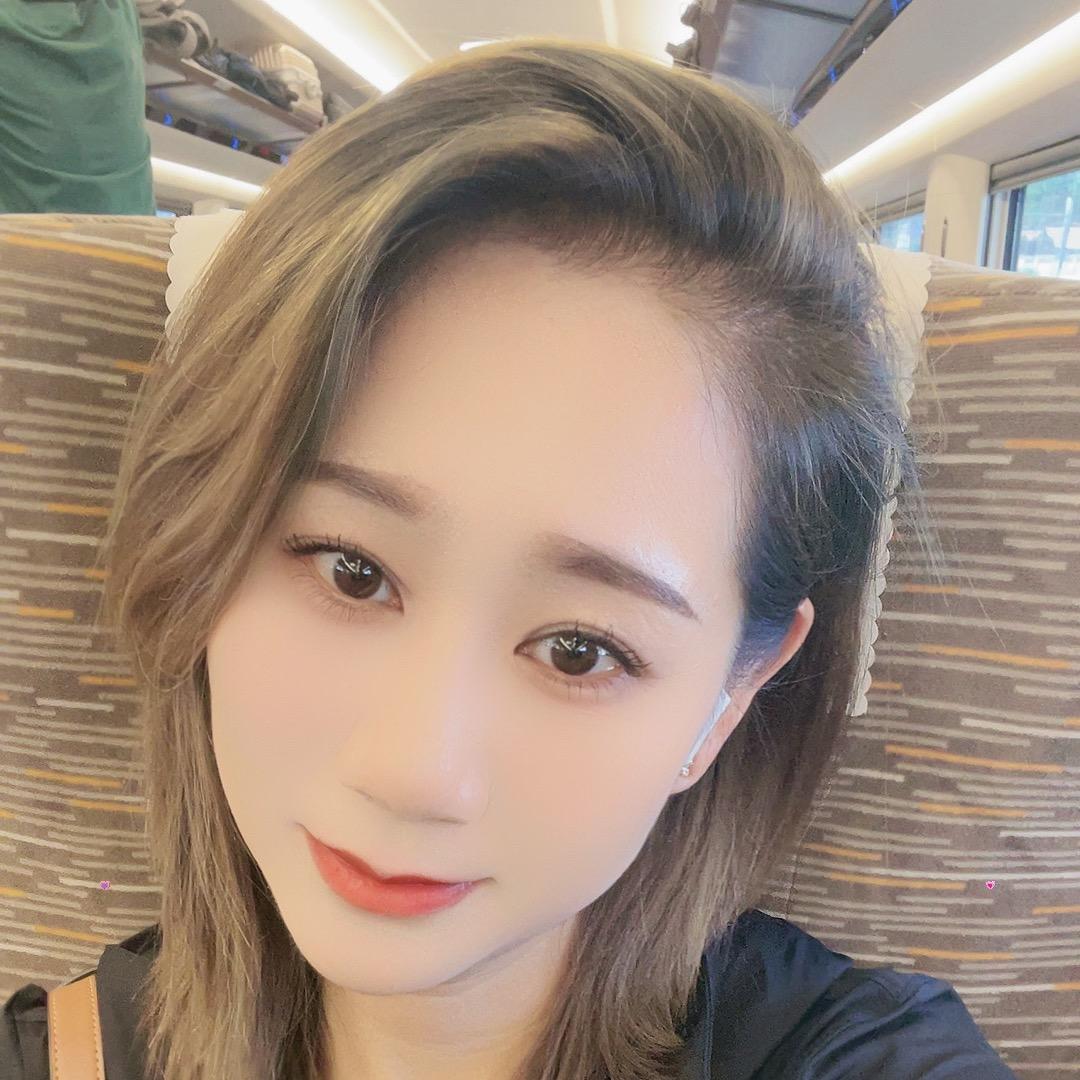邓丽春