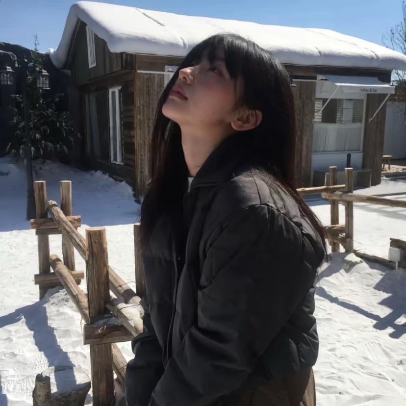 闪现撞到小凯怀里