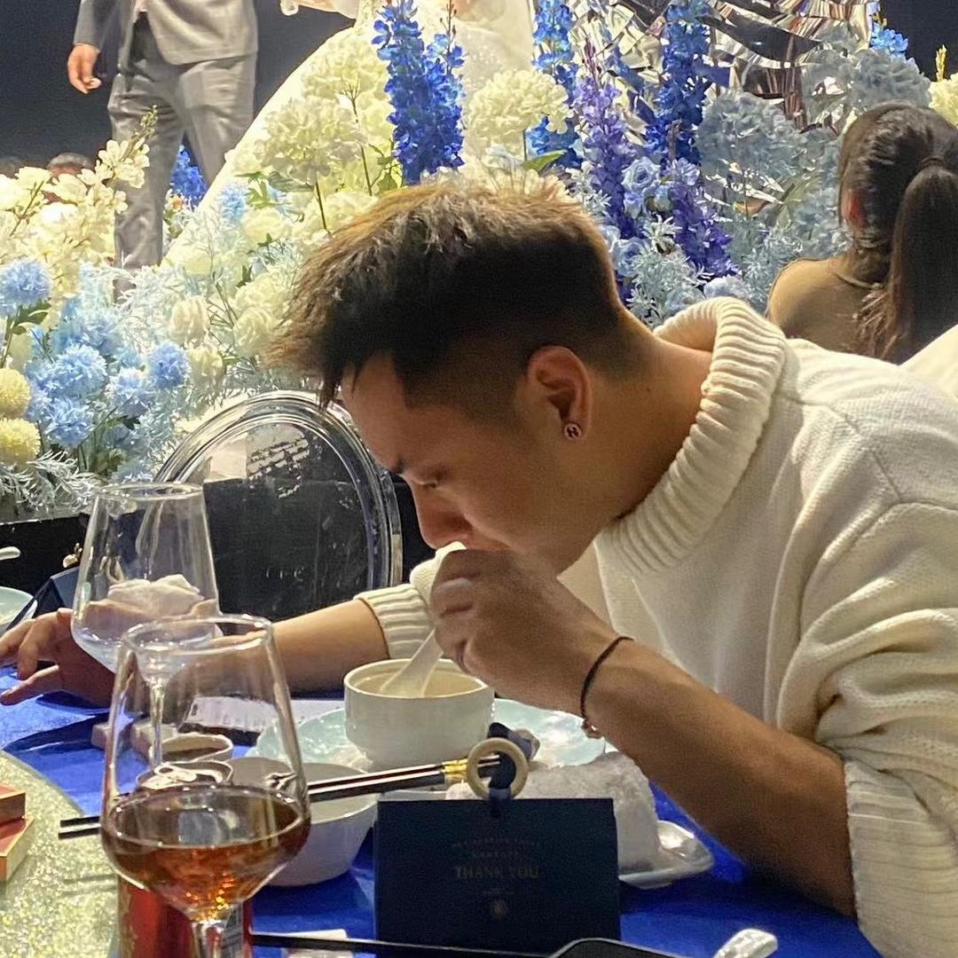 李都对