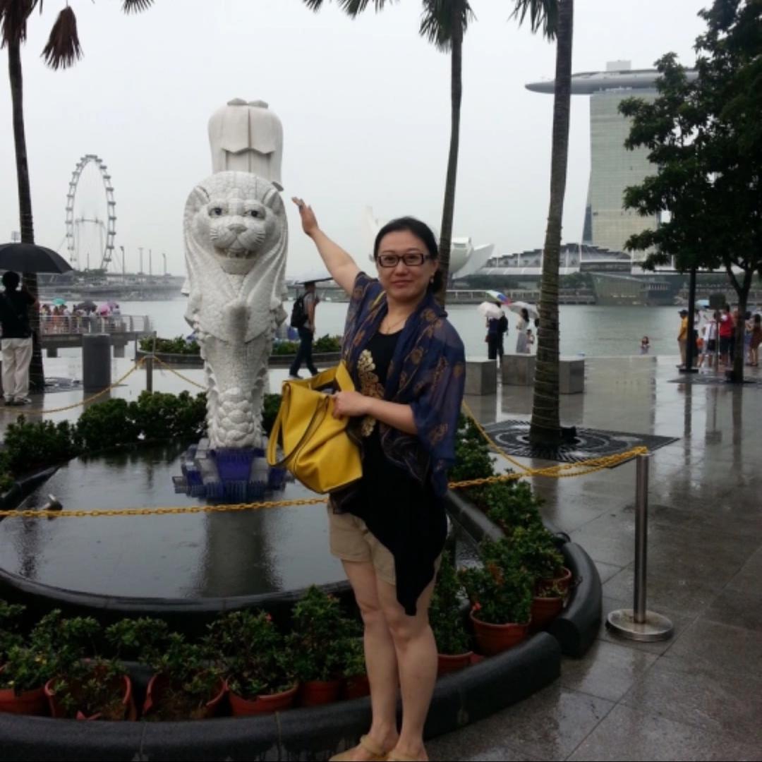 以德服人Eva老师