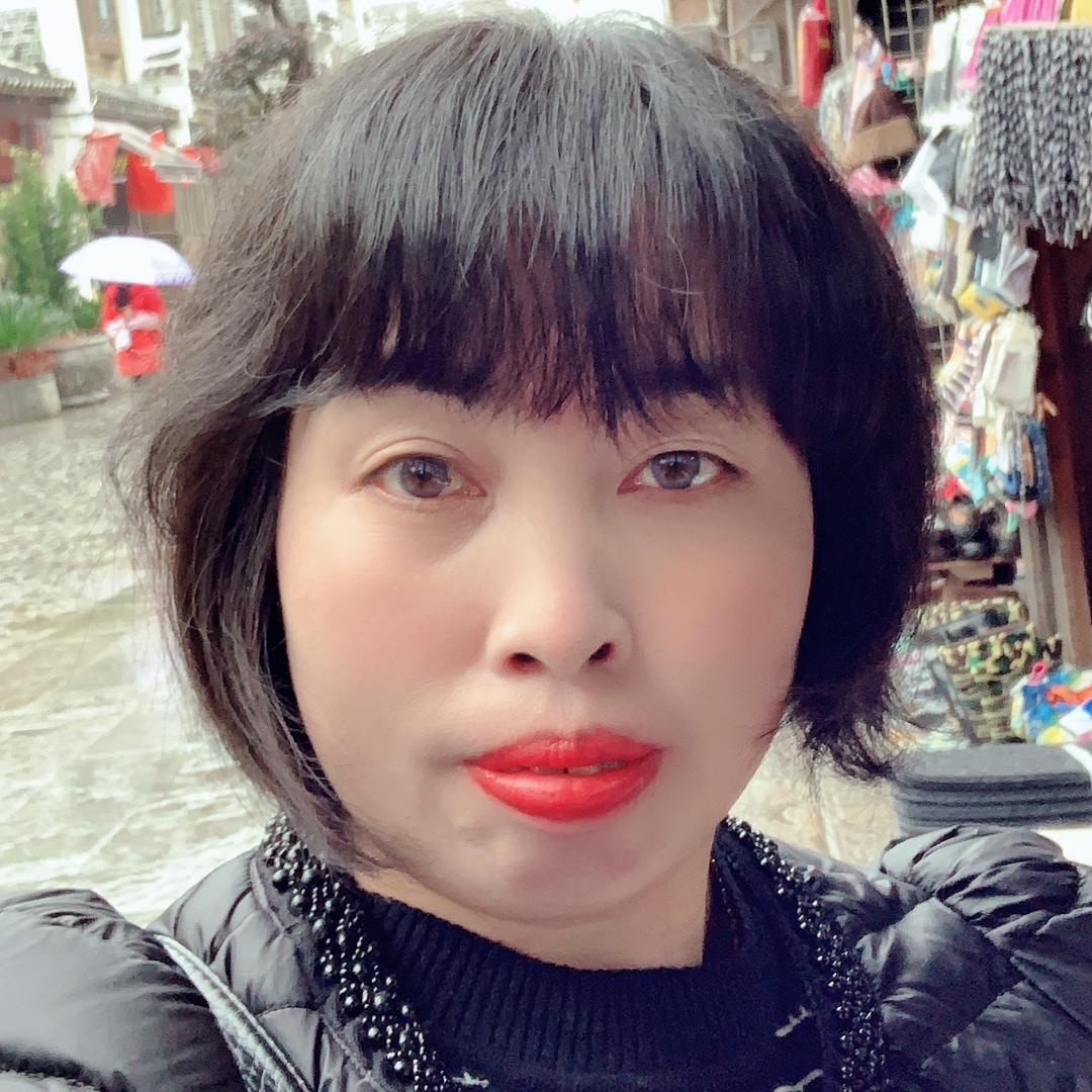 贾贾