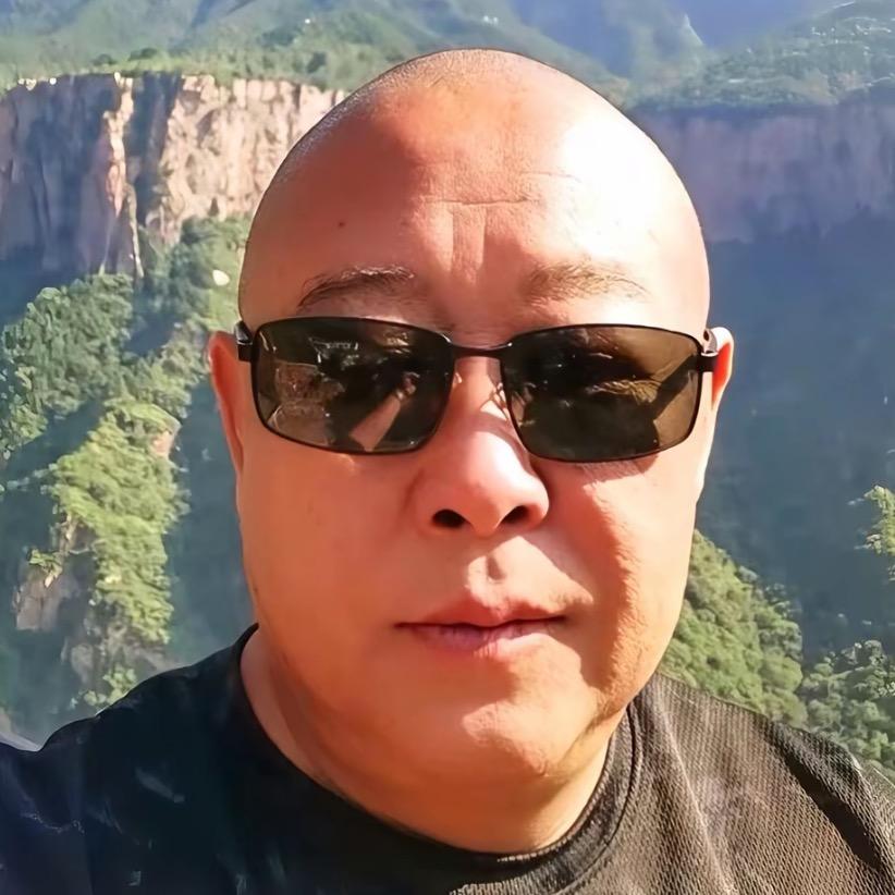 AAA-钢筋混泥土批发王哥