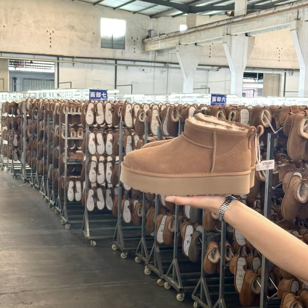 66家桑坡雪地靴