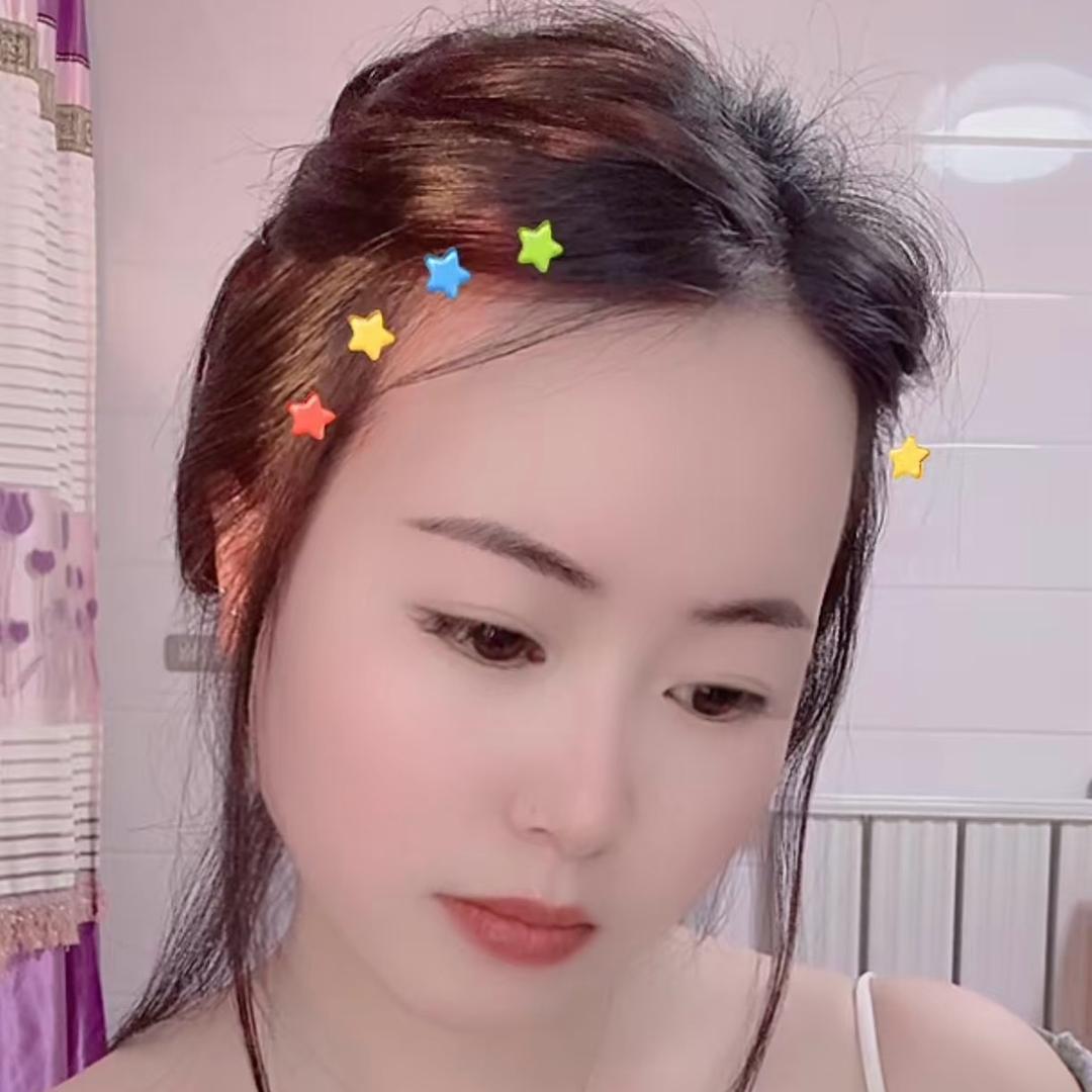 月月来吖