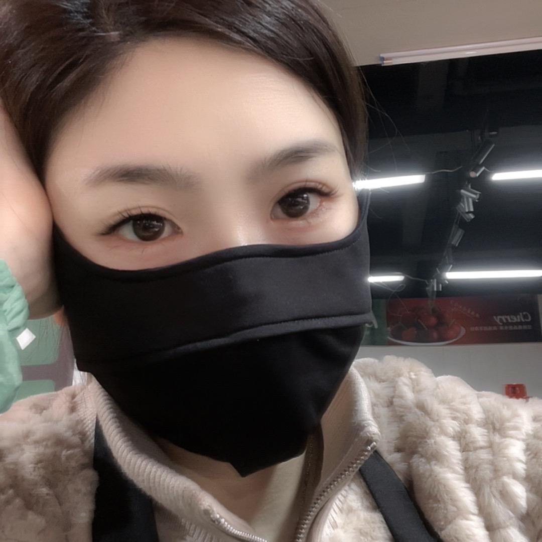 枕边有只小羊仔