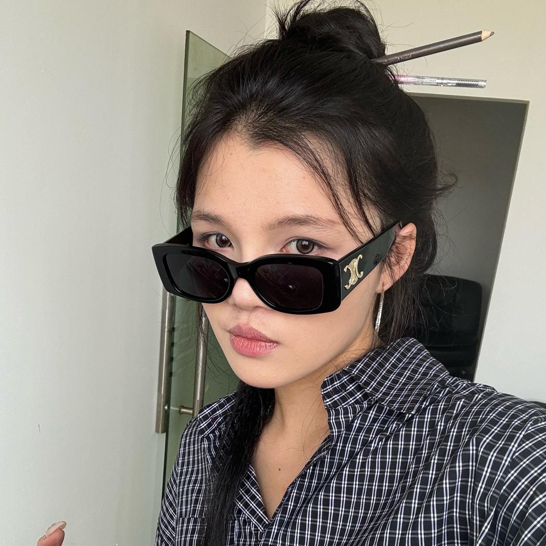 大姐姐好多包