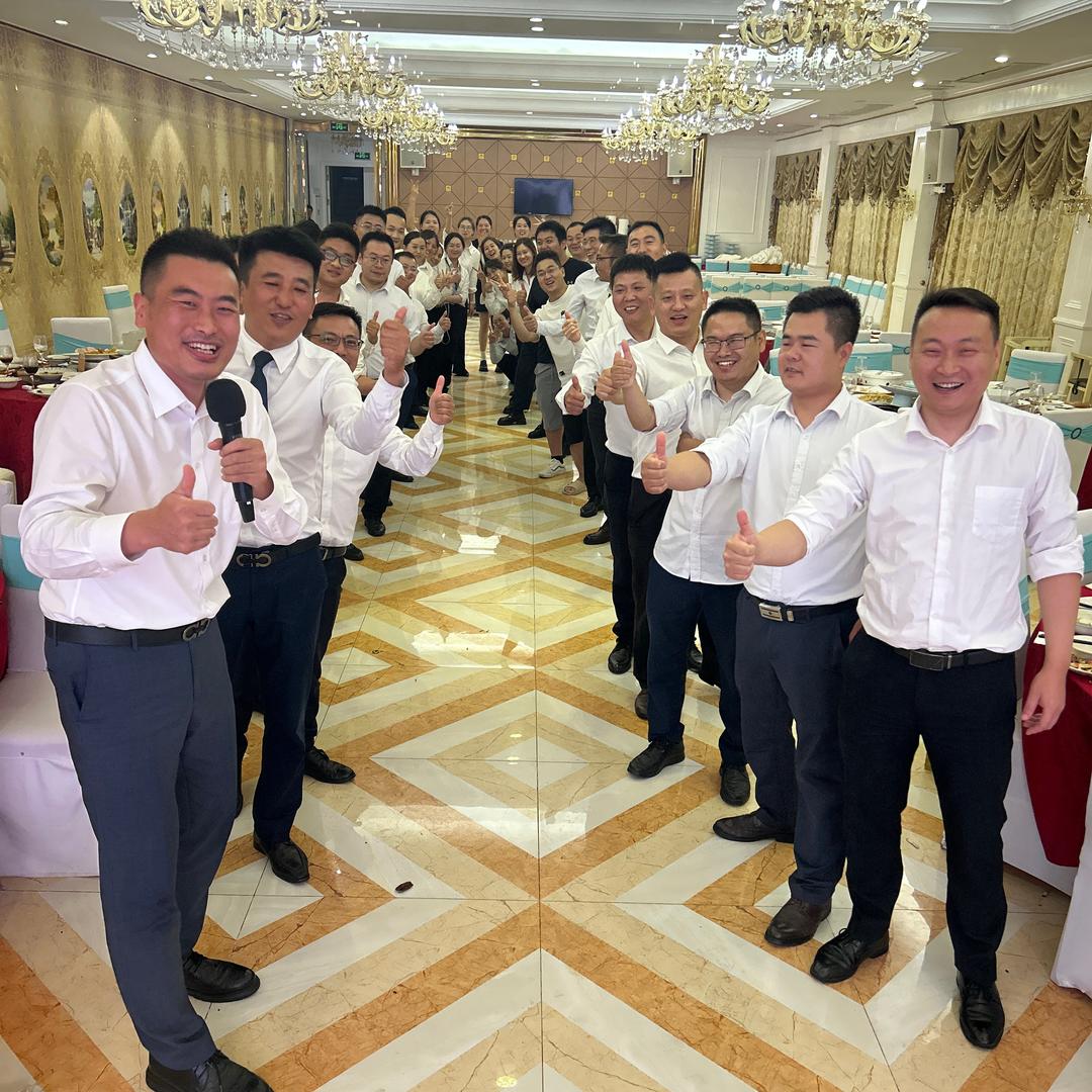 洪哥说房春申