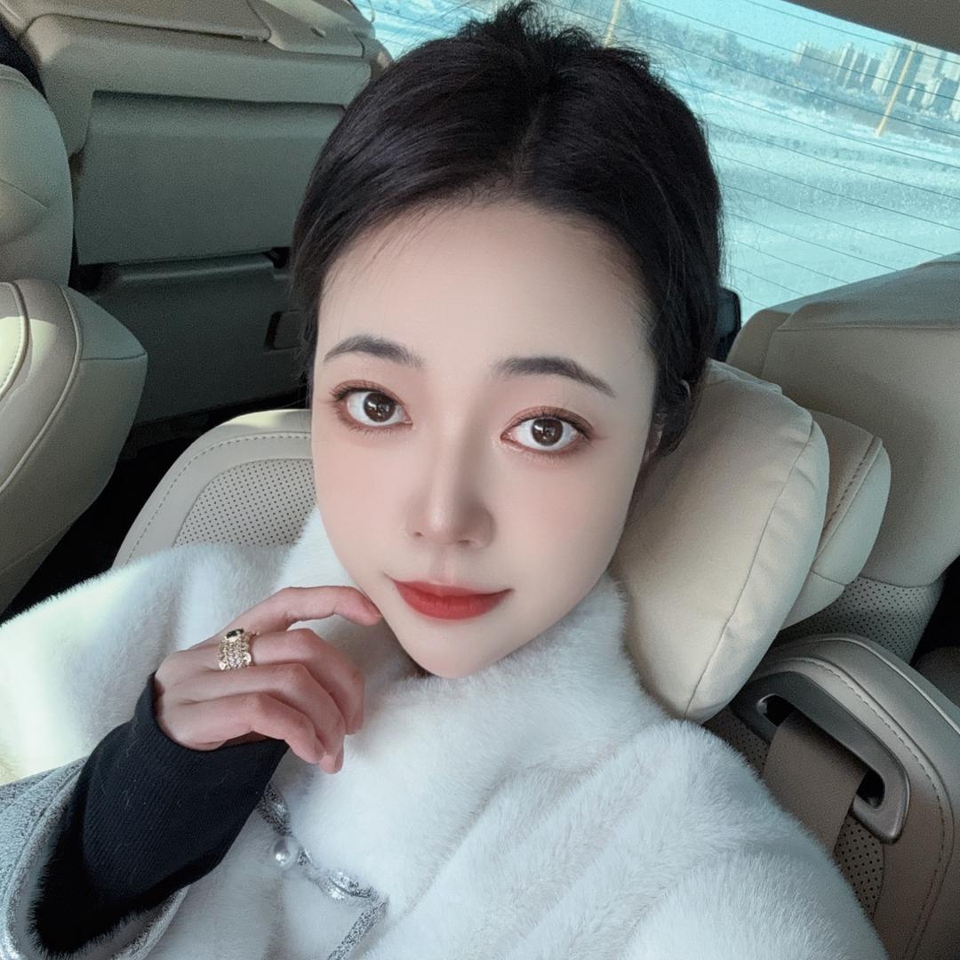 稳稳莹、