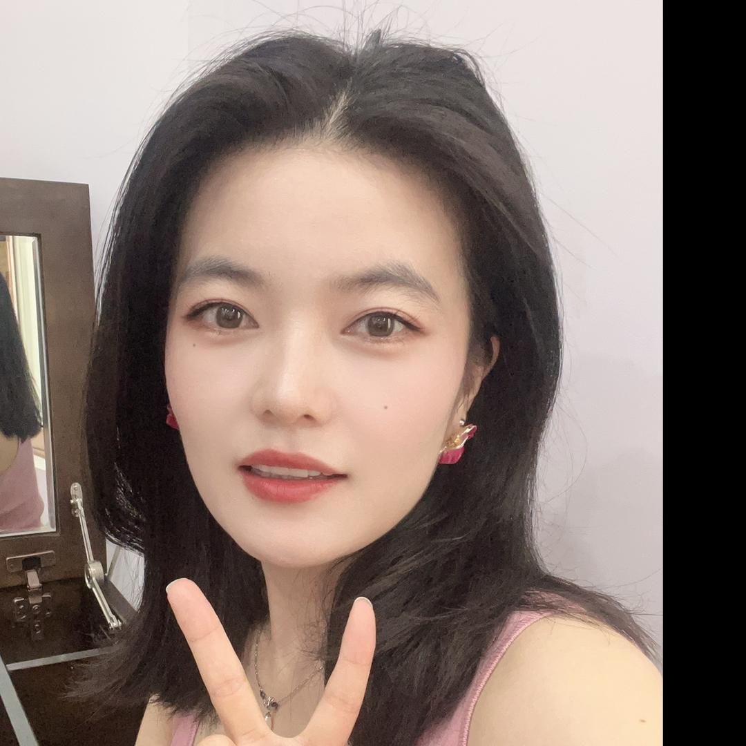 心善的美女