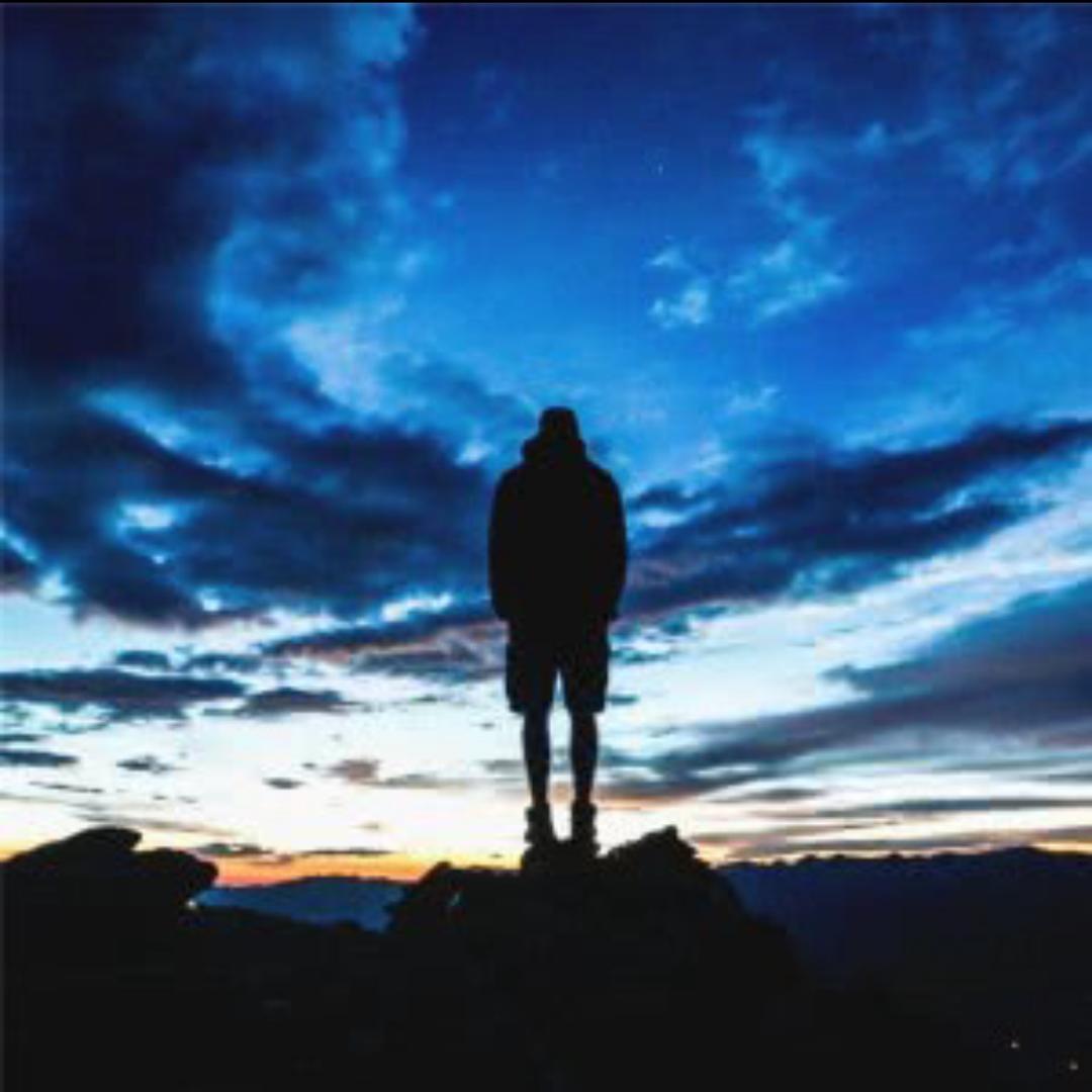 灯火阑珊处🌟🌈