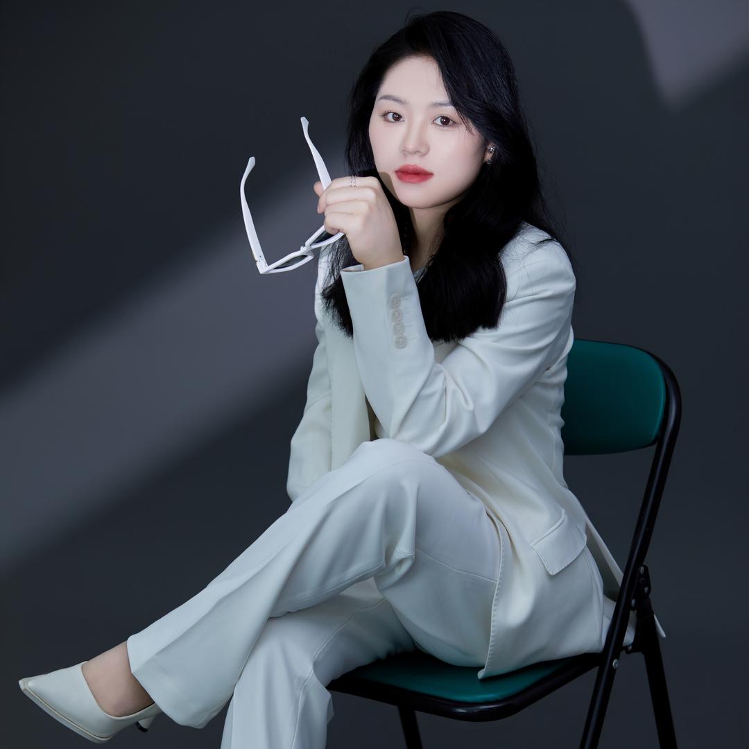 臻颜臻色美业蓉儿