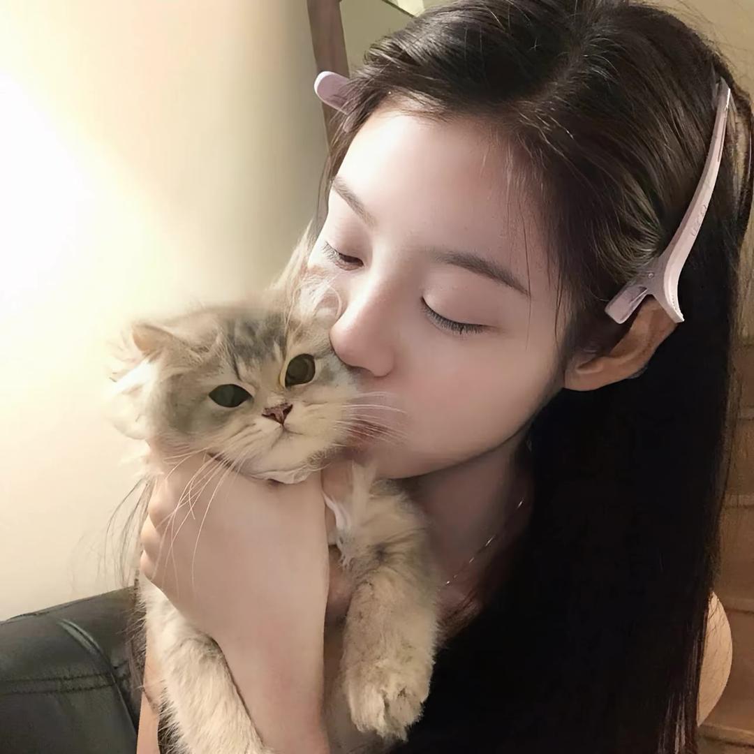 小欣灵愿☘︎