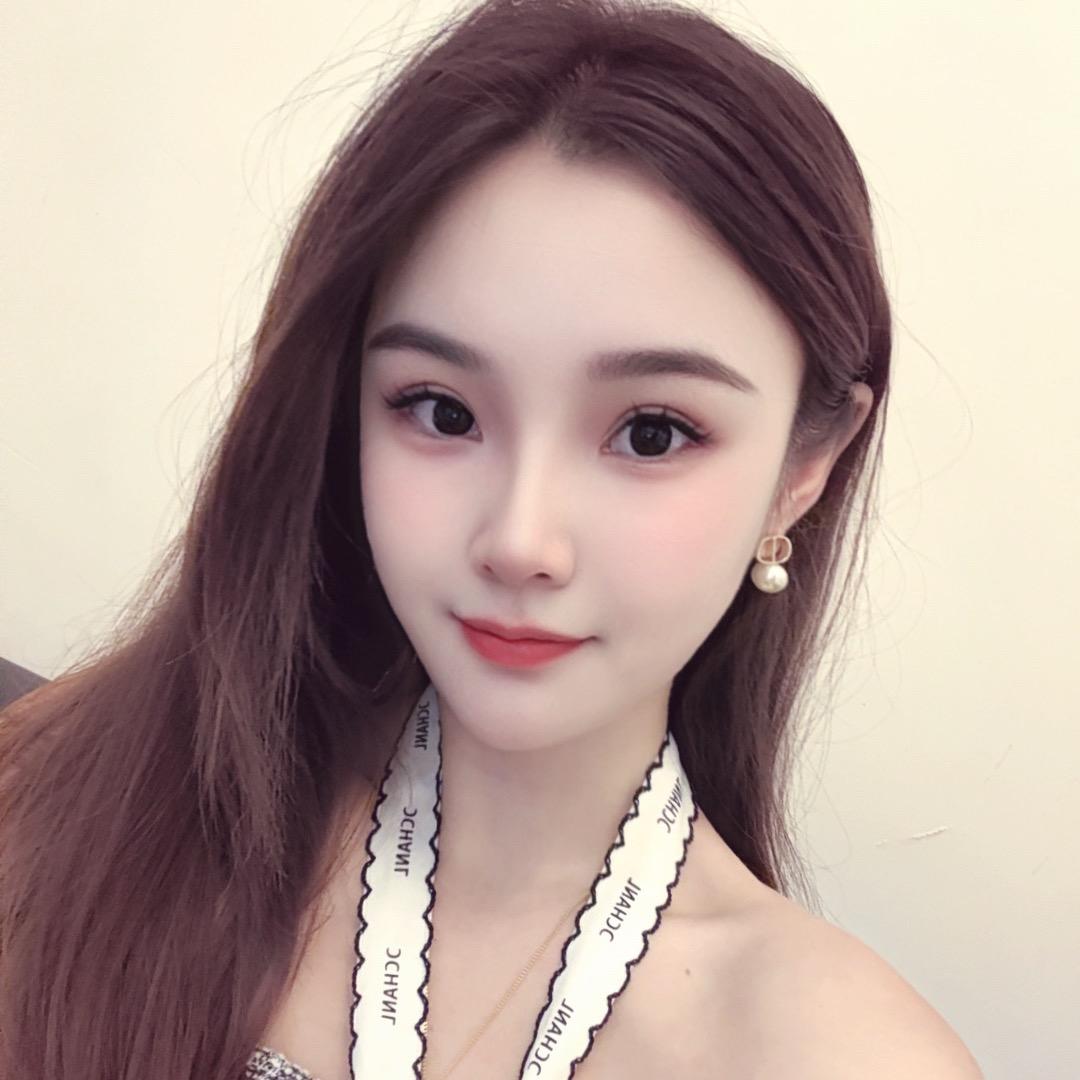 L.🦋