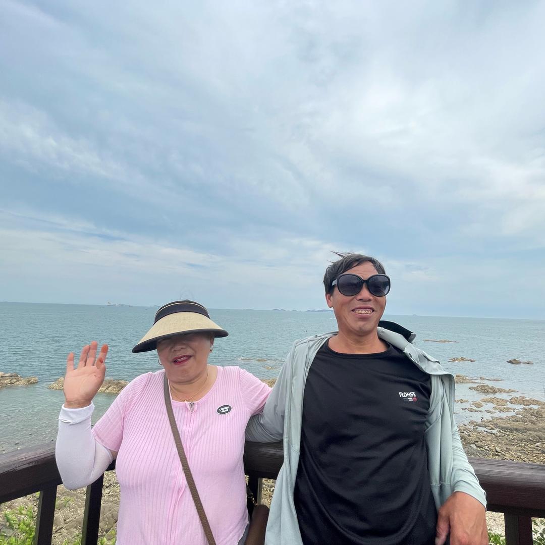 红姐中老年女装