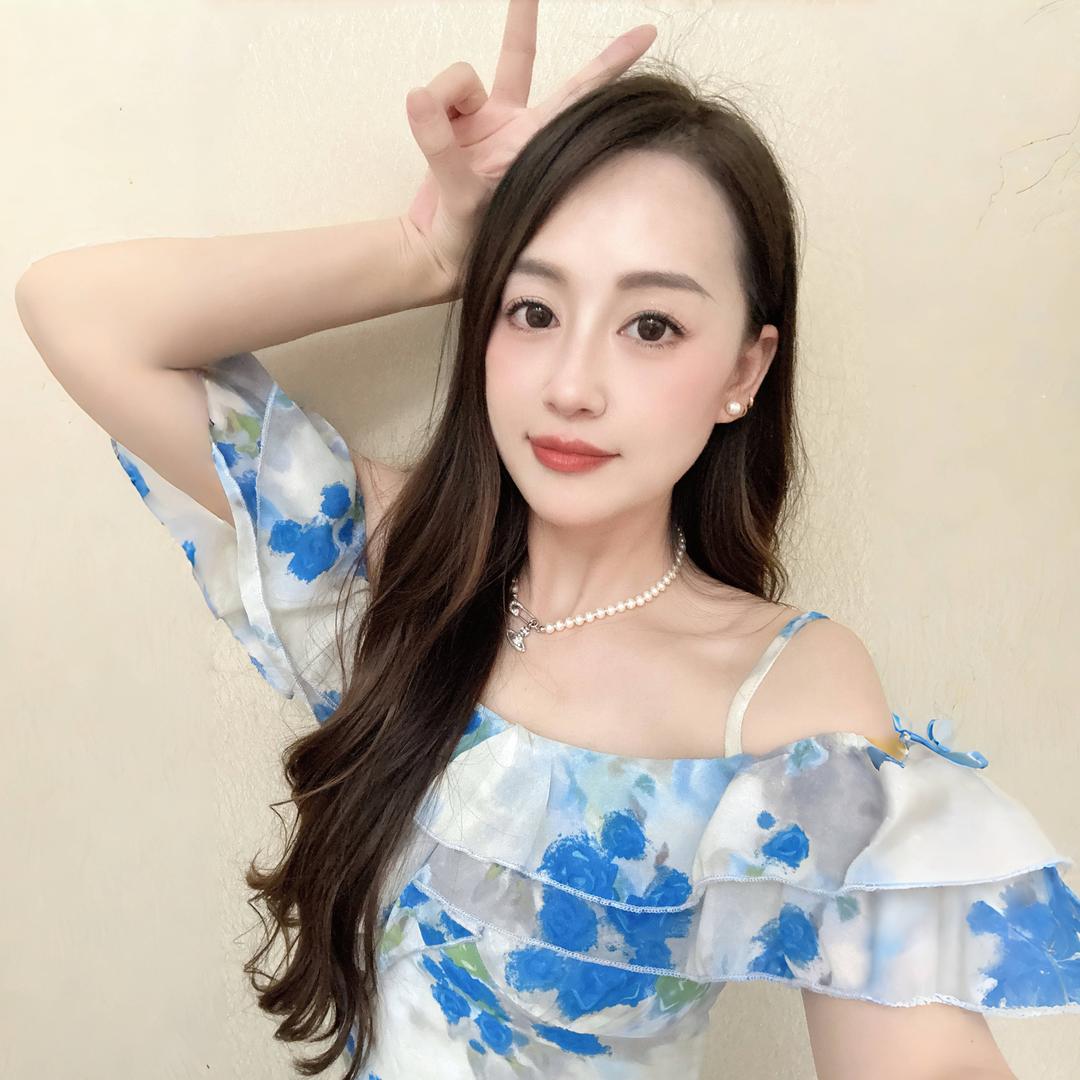 富顺杂谈-小曼妞（化妆师）
