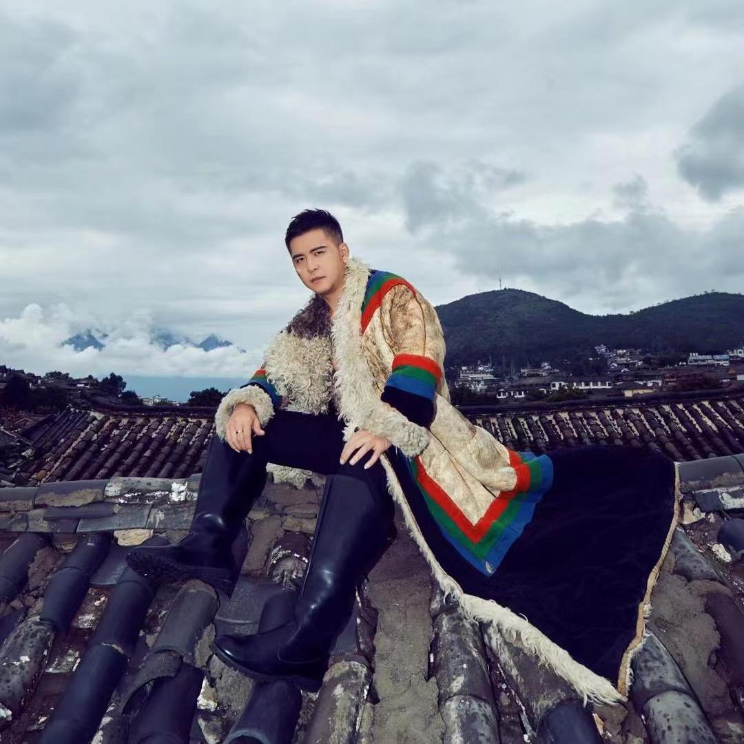冷酷擎少 《收徒》