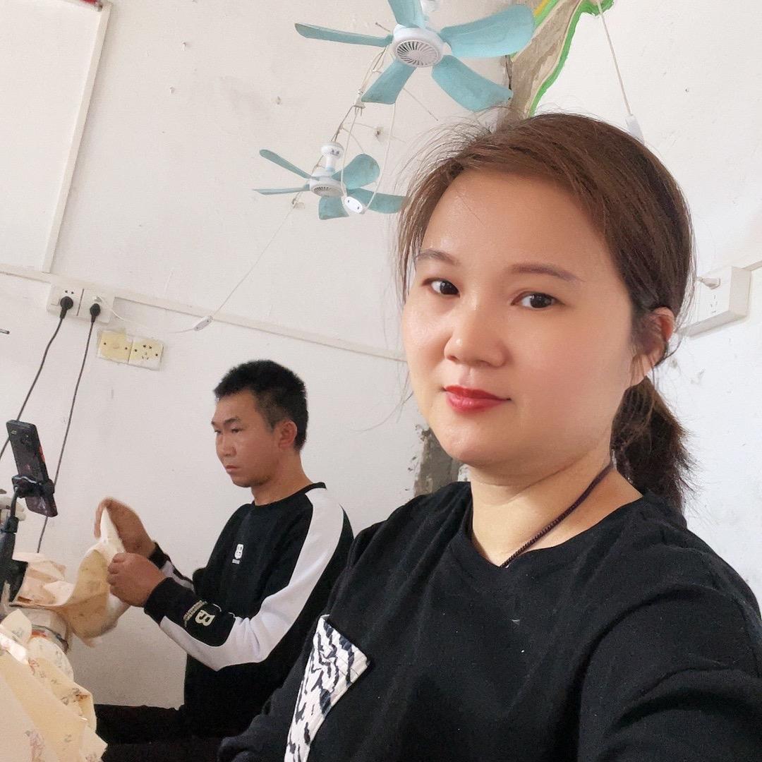 容妹日常（二婚生了个女儿）