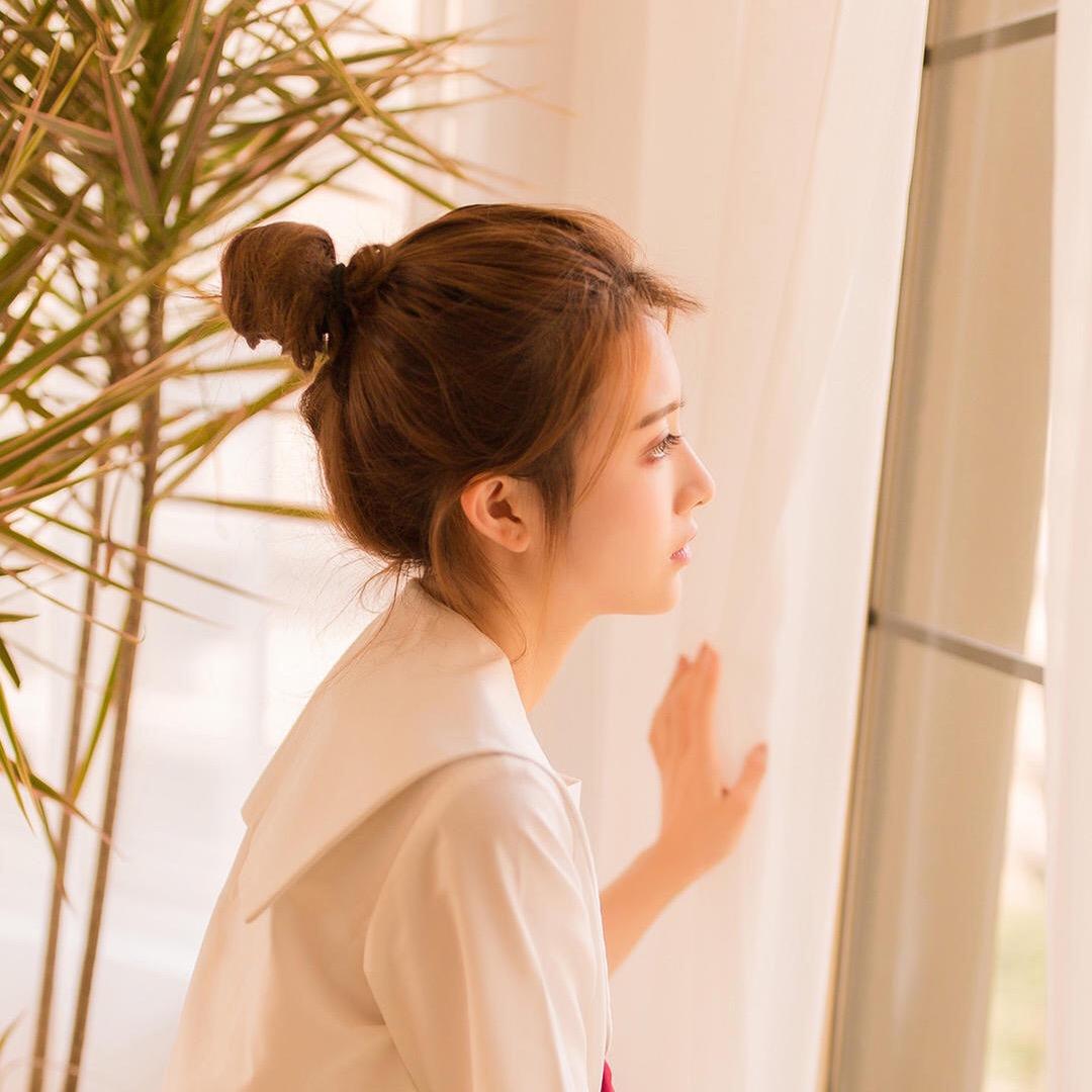 小依