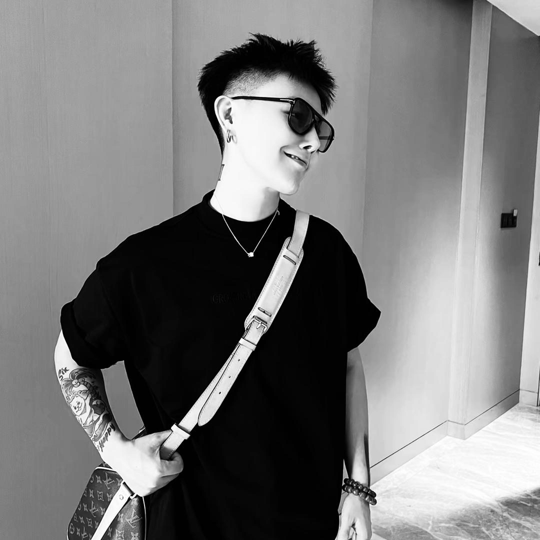 @瘦瘦的-