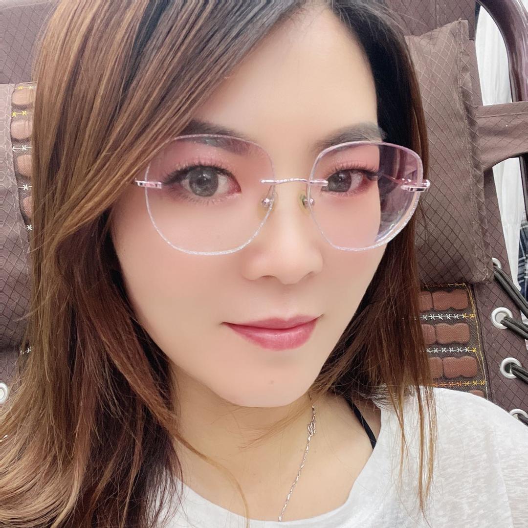 华耀城女装批发兰兰