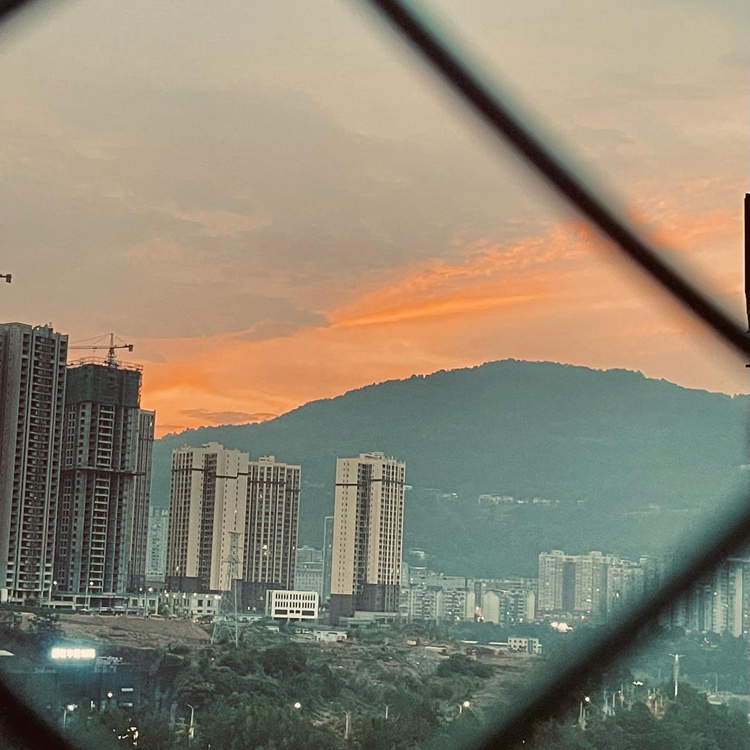 幸福缃绊