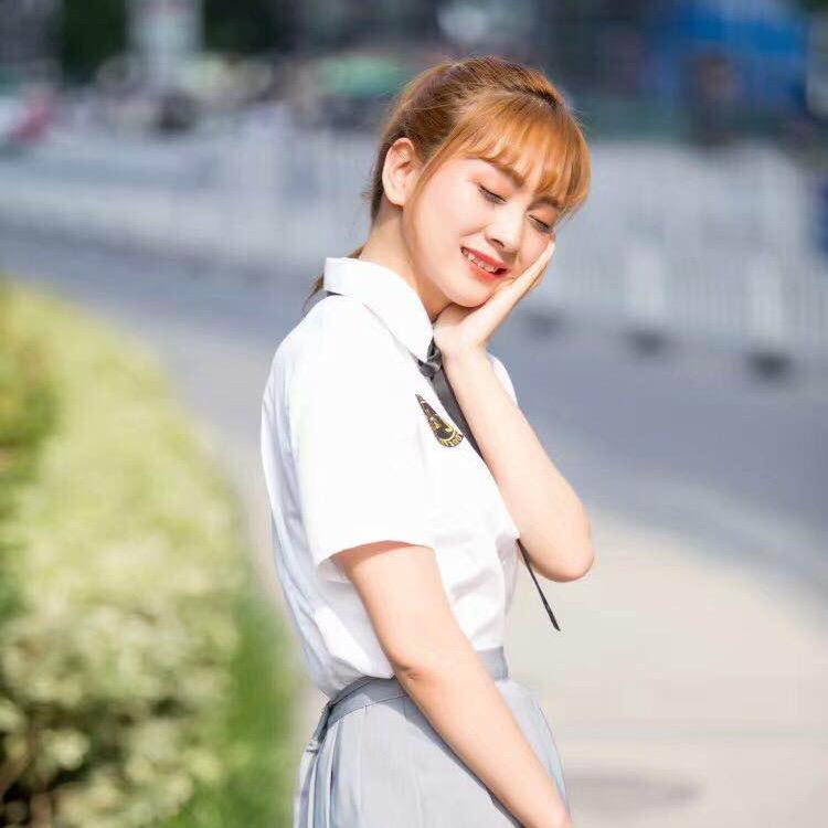默姐