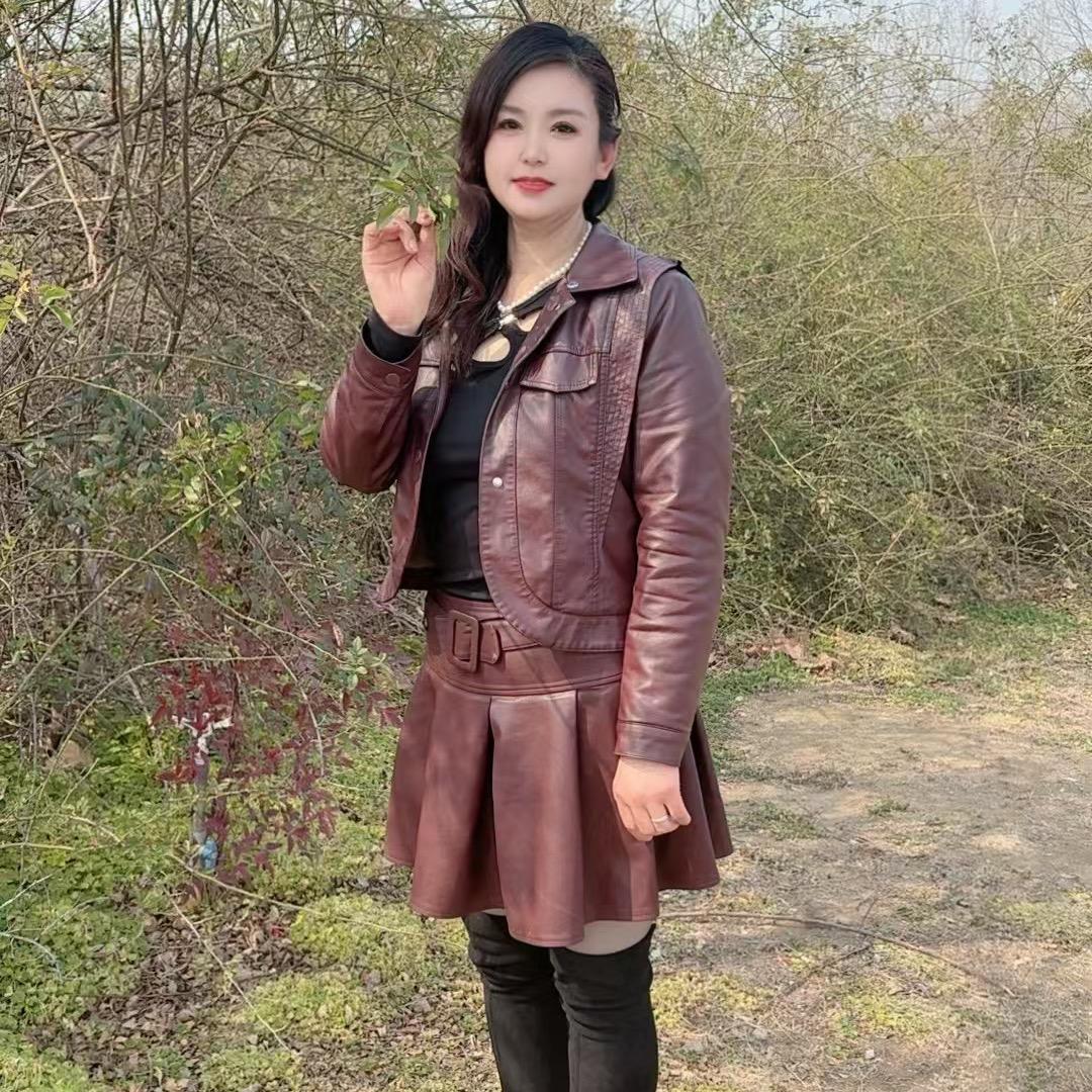 芳姐、