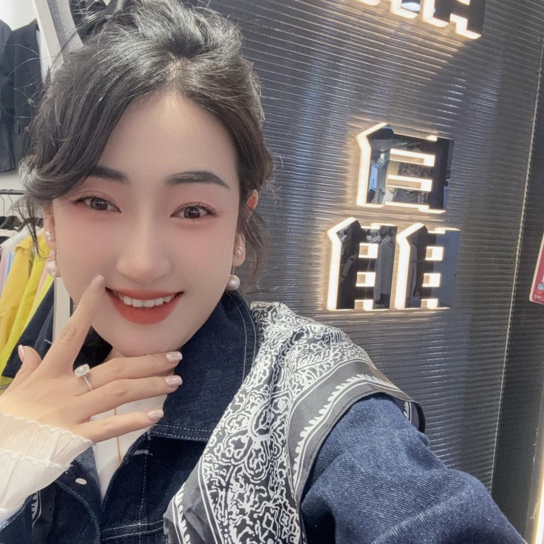 哈尔滨晶晶服饰