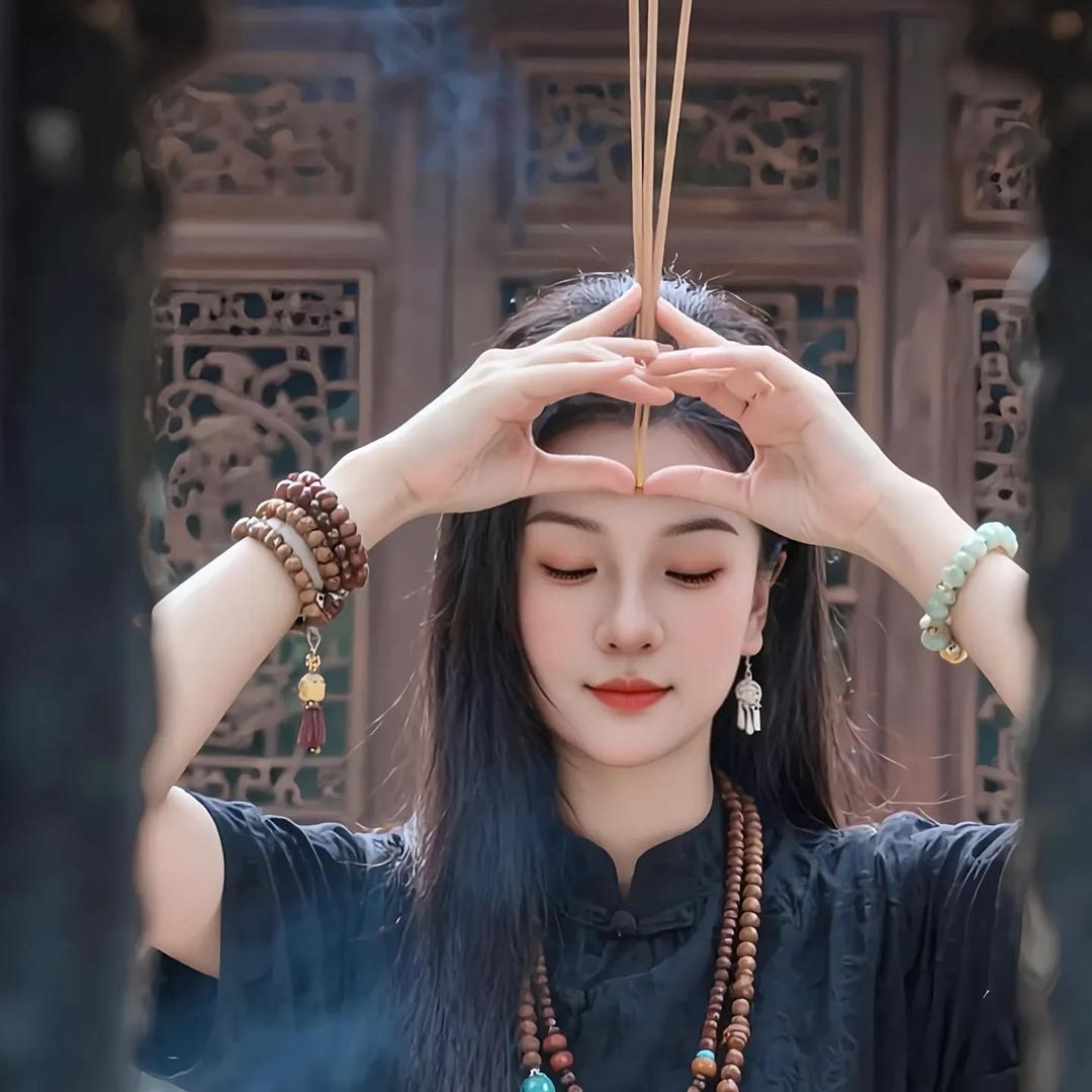 晓晓吃柚子