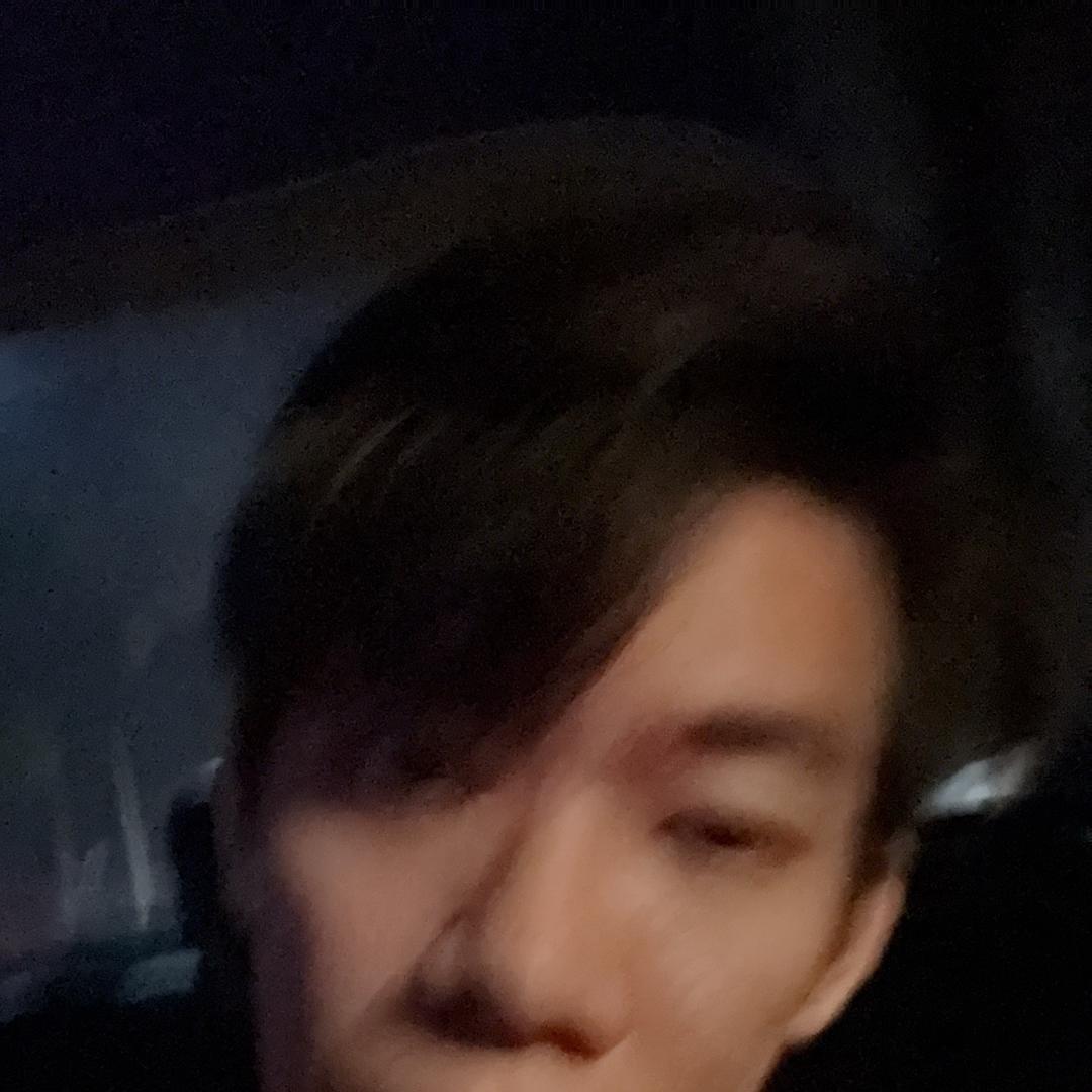 峰先生。