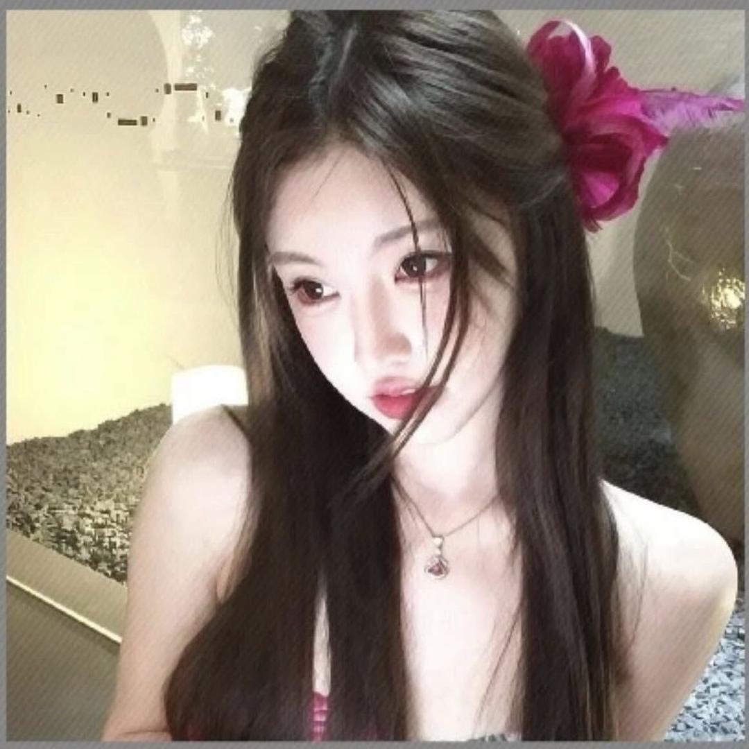@璇.