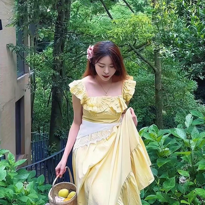 露娜娜