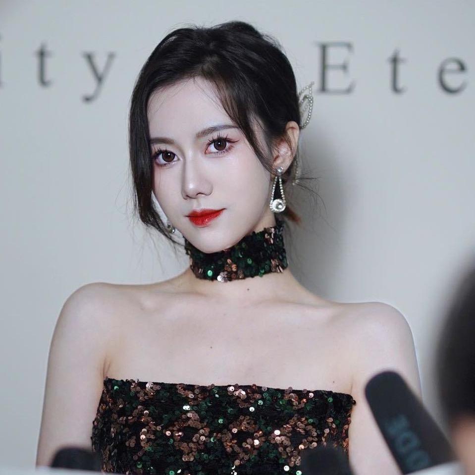 玫瑰马儿🖤