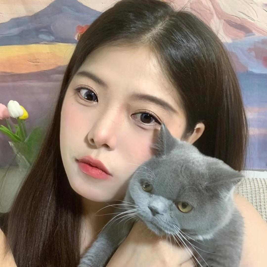月月酱🐰