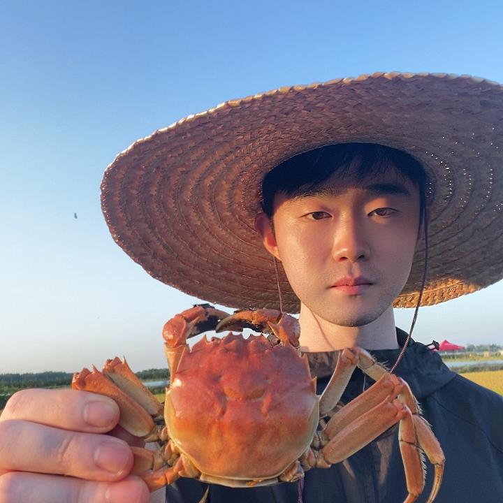 小熊鮮到达-盘锦河蟹申子