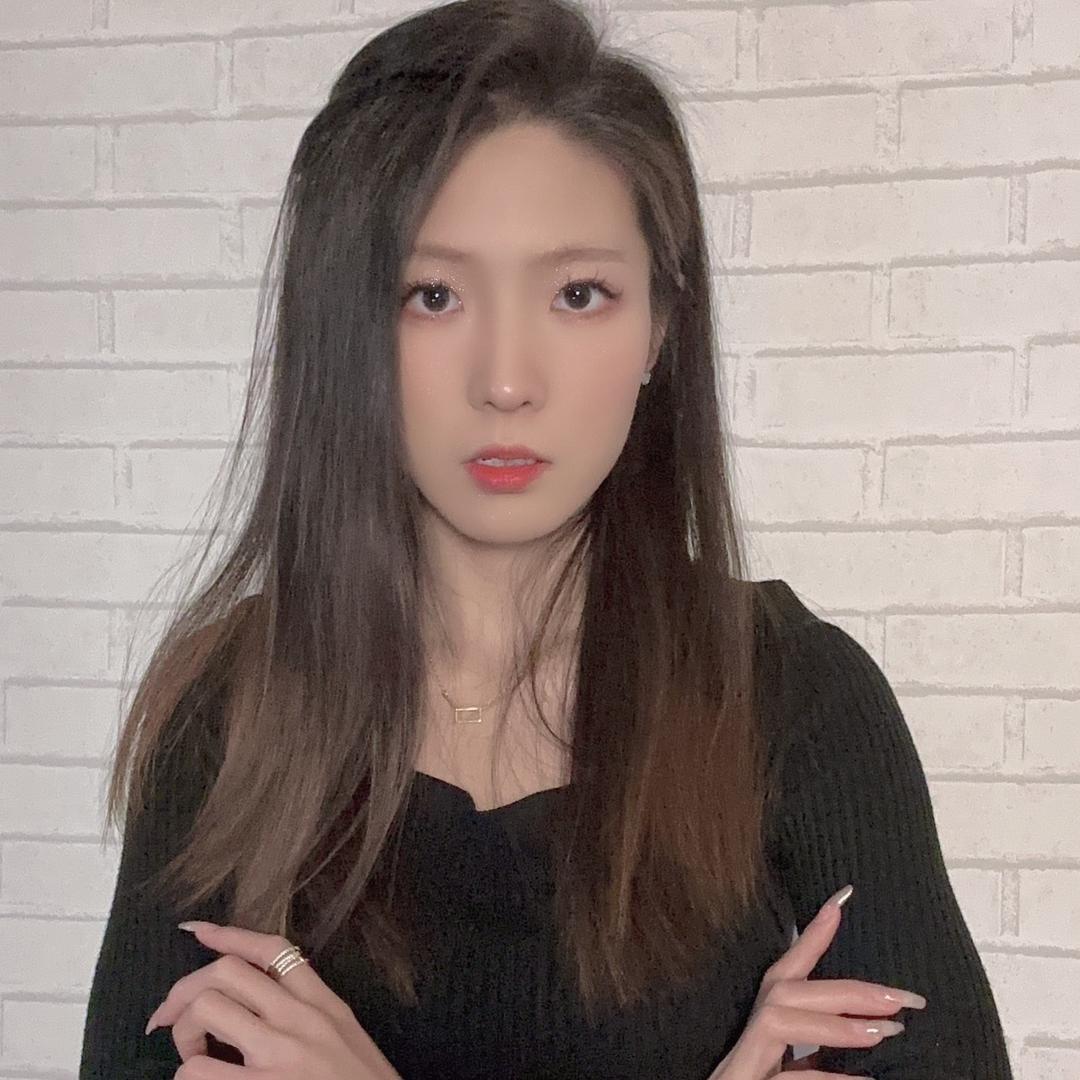 记忆超群的赵宛如头像
