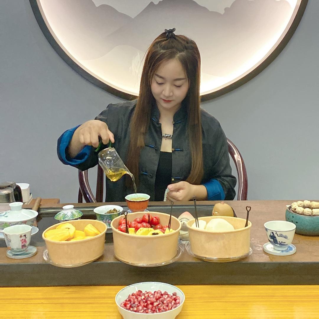 骡马街刘大烤鹅(翡翠城店)