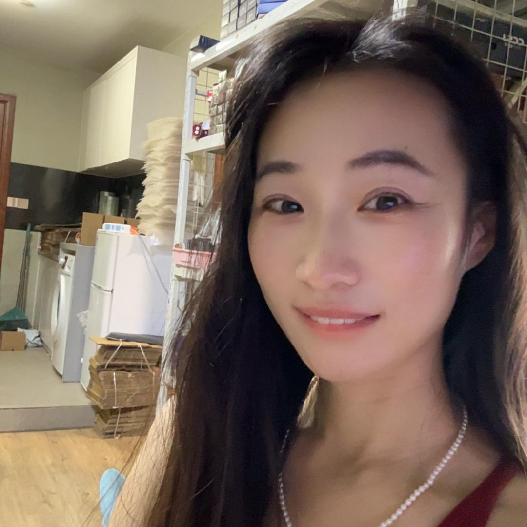 芸芸是我专业收破烂