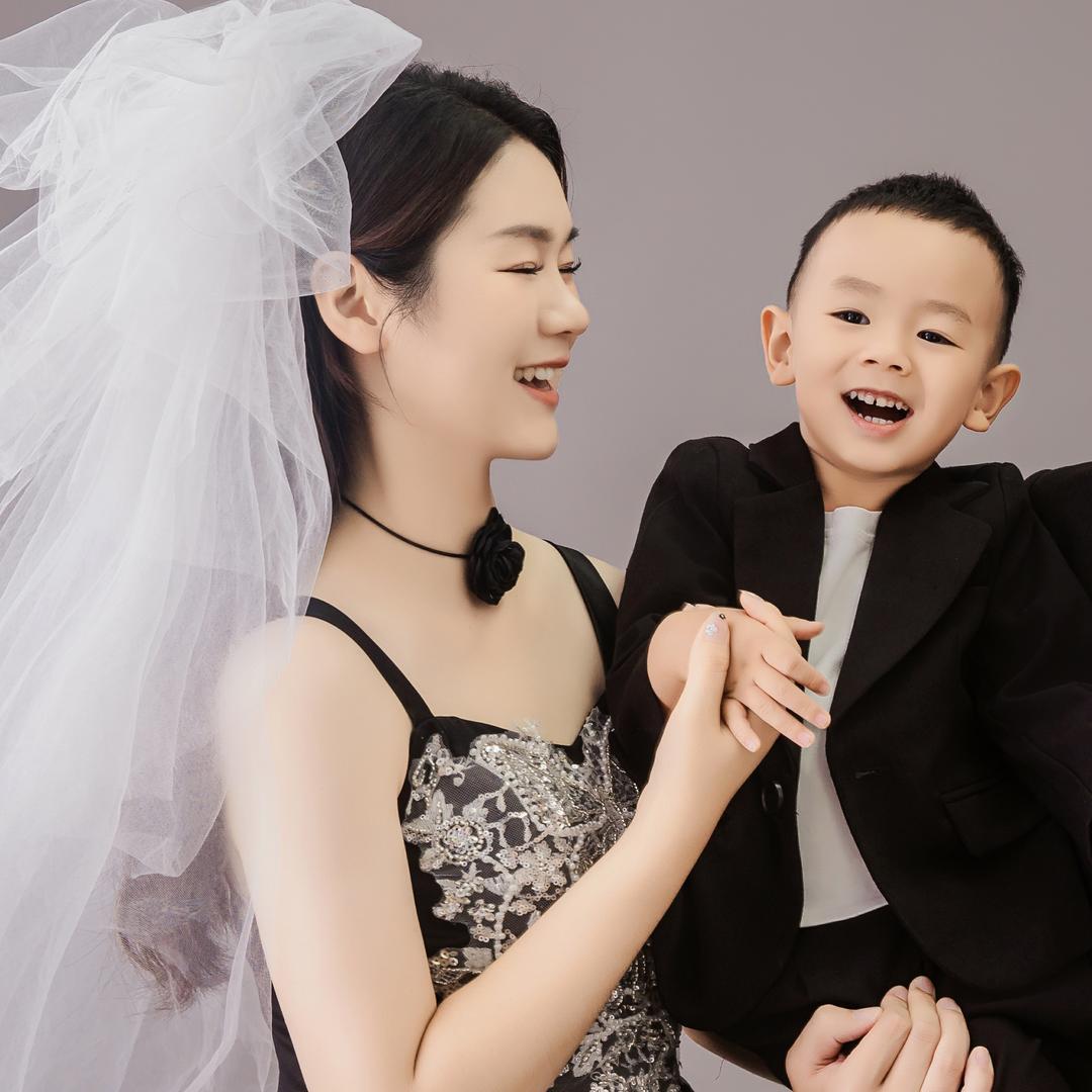 敏敏吖