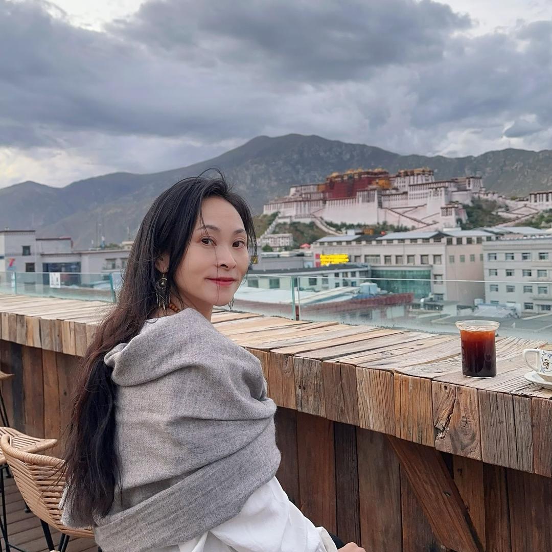 女老板霖子